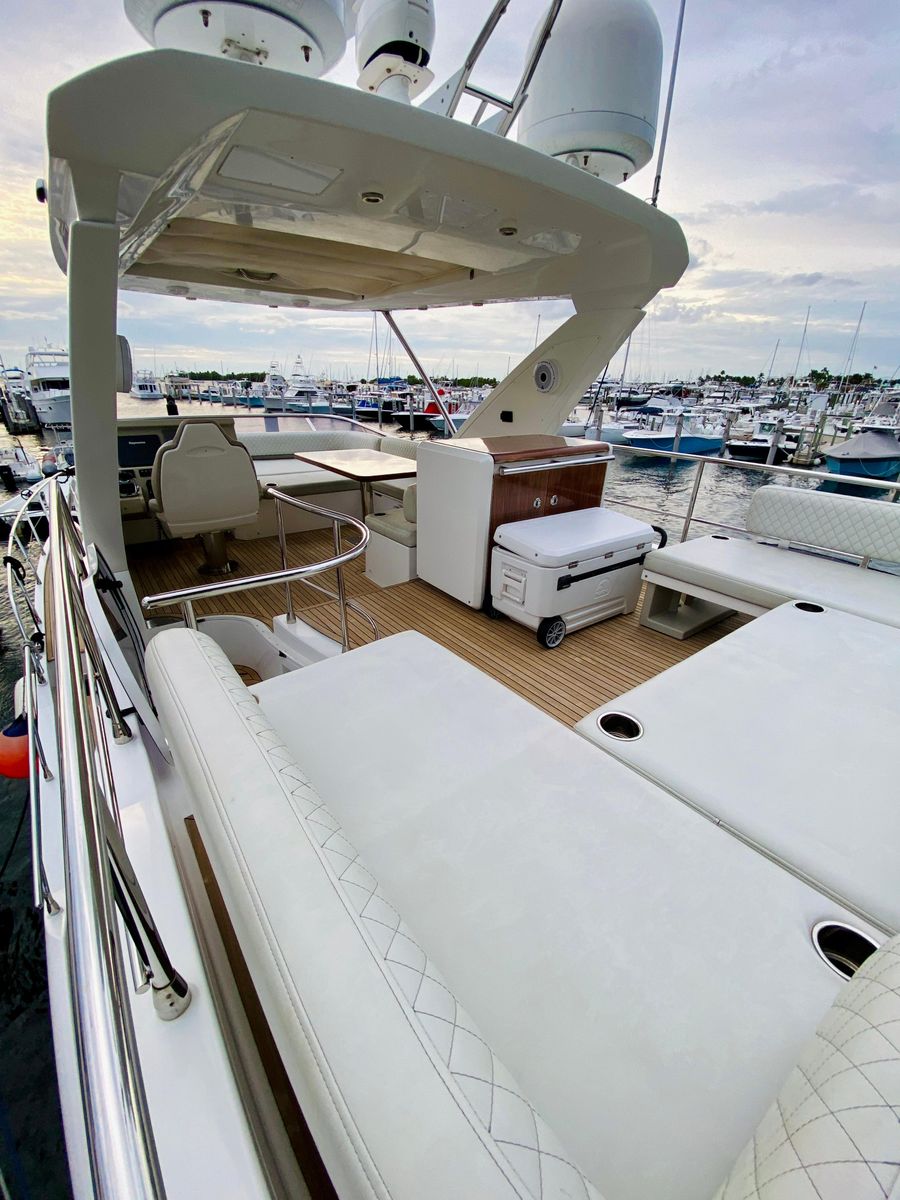 2015 Azimut 50 