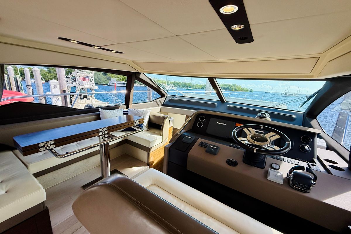 2015 Azimut 50 