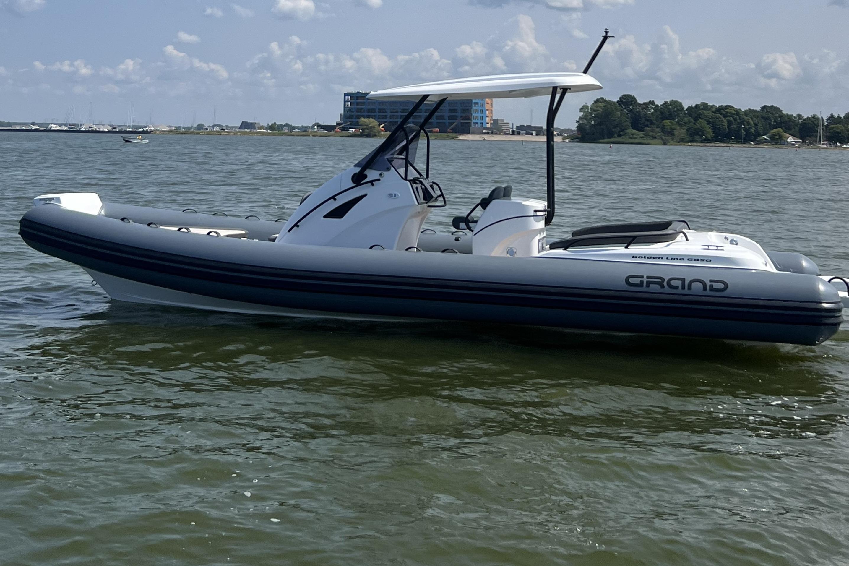 Grand Inflatables G850