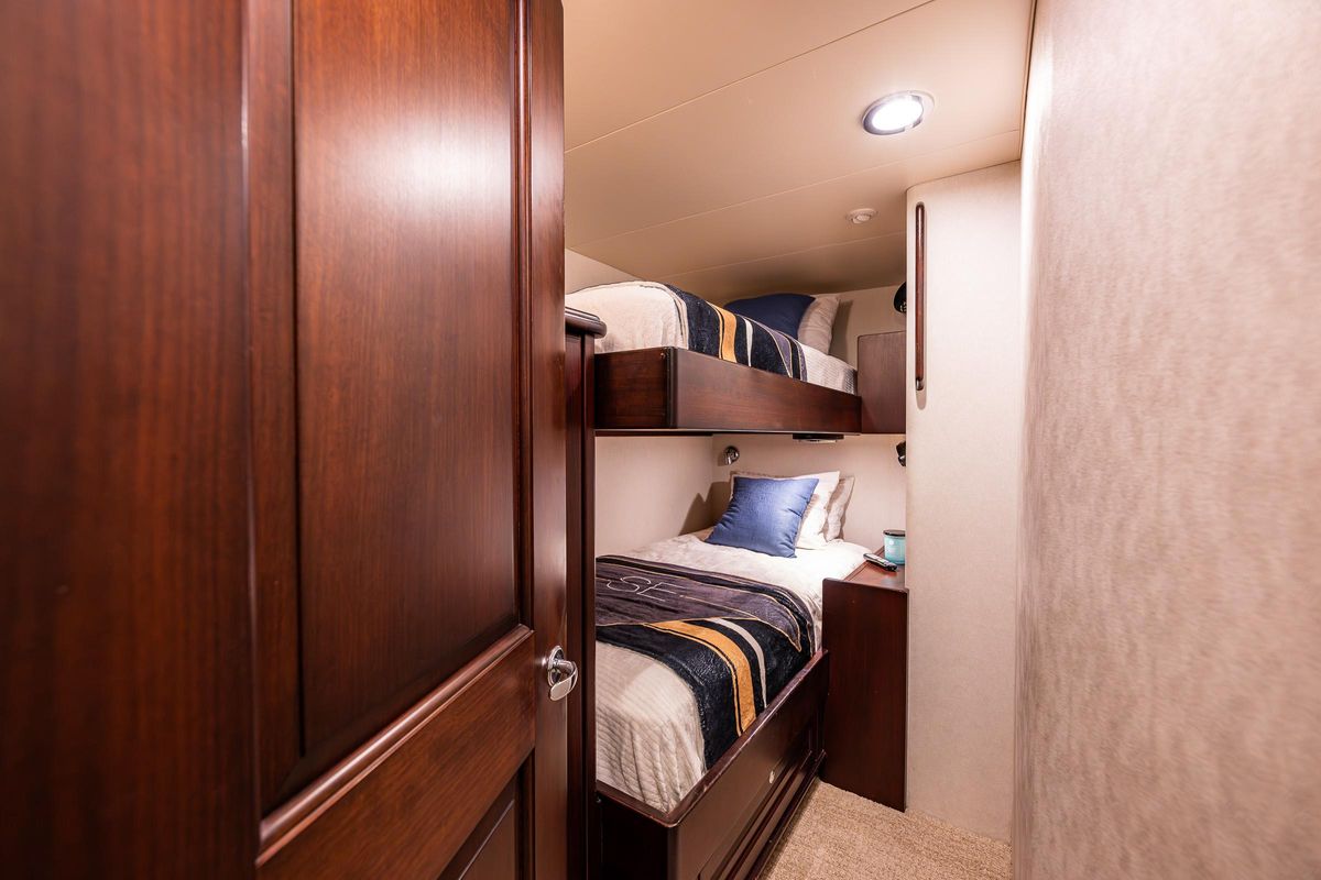 2002 Northern Marine 76 