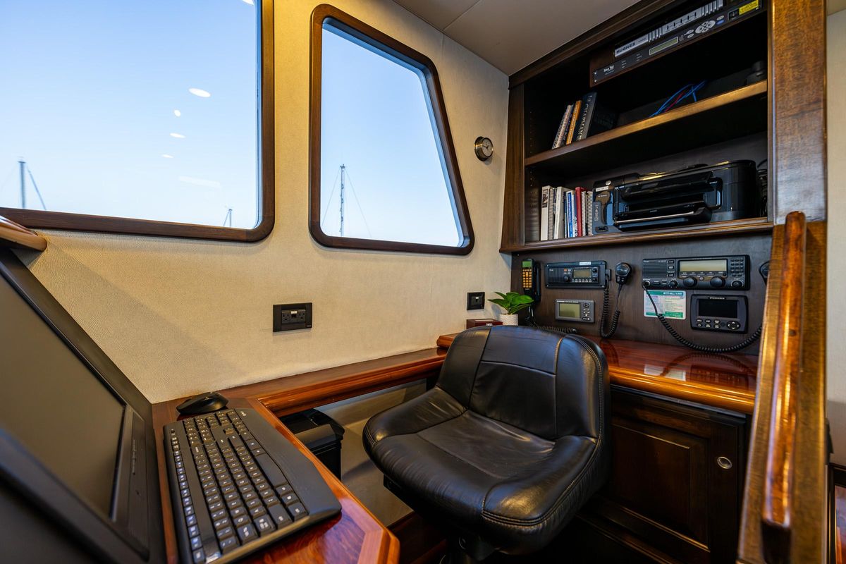 2002 Northern Marine 76 