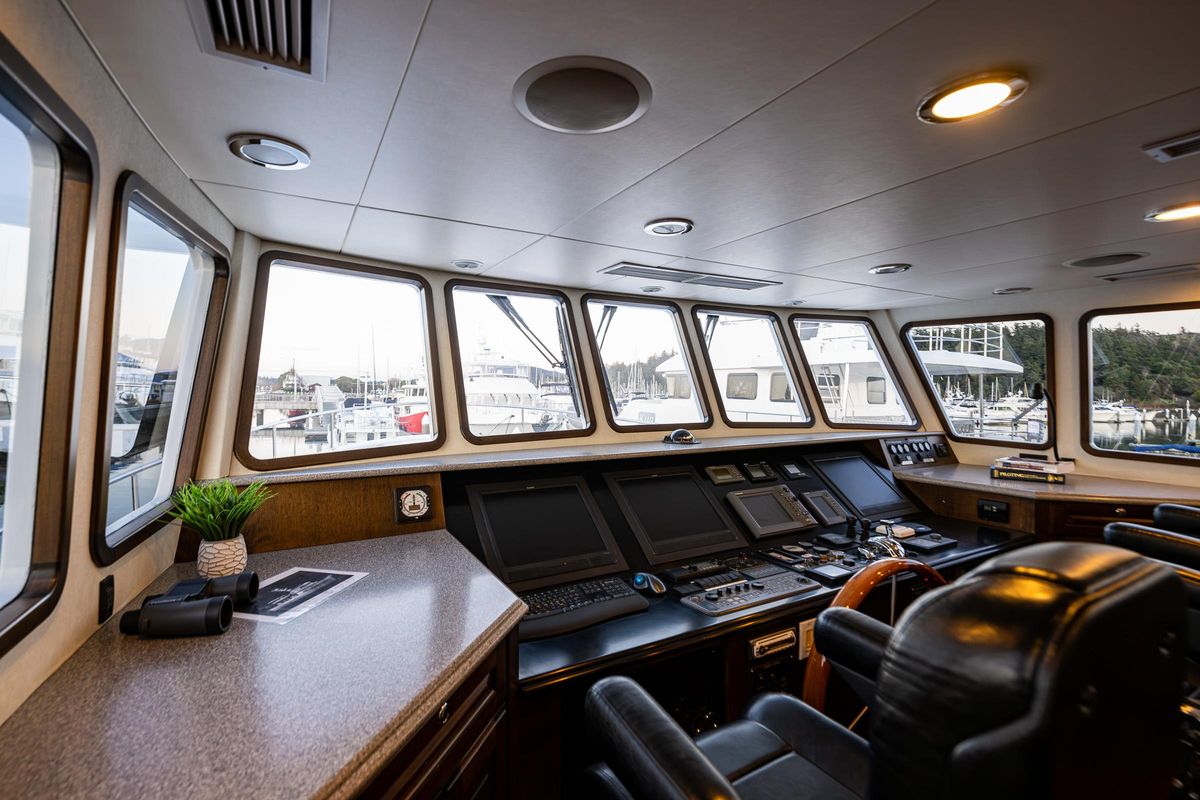 2002 Northern Marine 76 