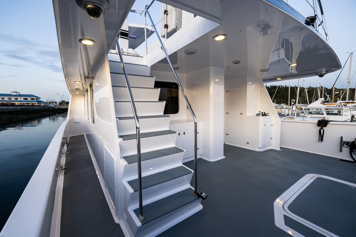 2002 Northern Marine 76 