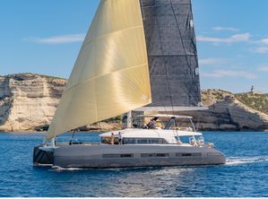 Lagoon SEVENTY 7