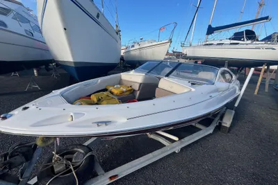 2001 Regal 1900 LSR