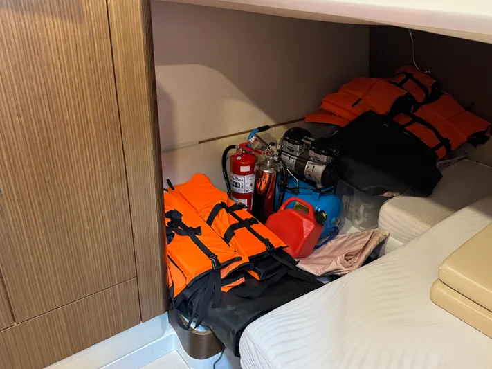 Rambo Yacht Photos Pics 