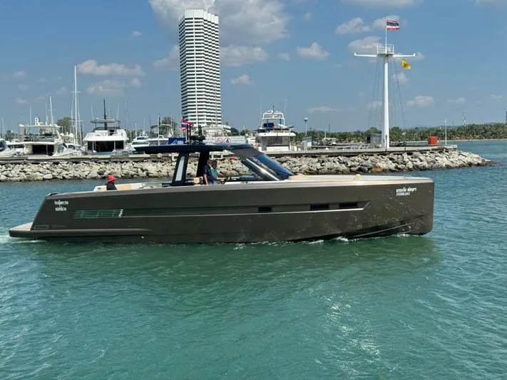 Rambo Yacht Photos Pics 