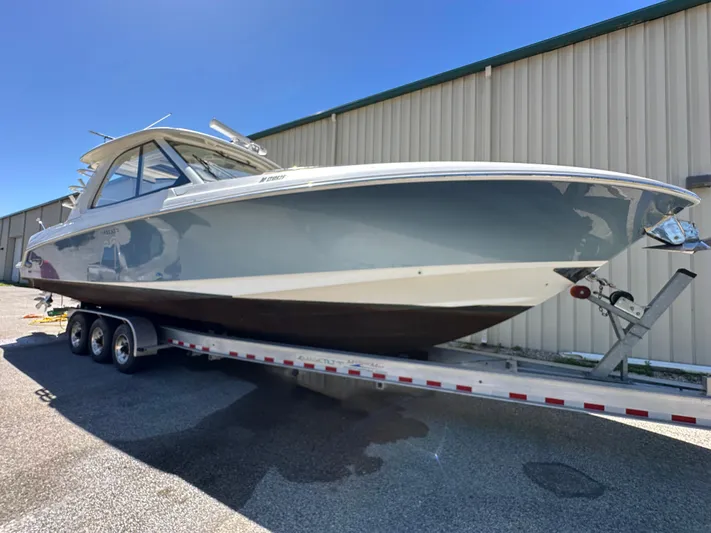 Dream Chaser Yacht Photos Pics 