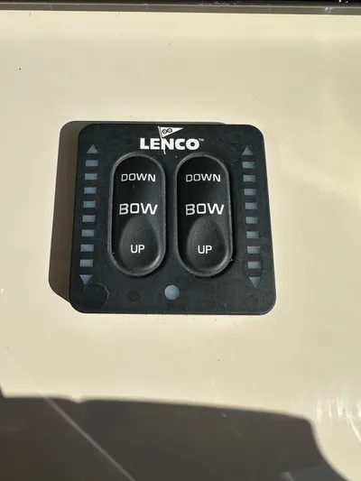 Dream Chaser Yacht Photos Pics 