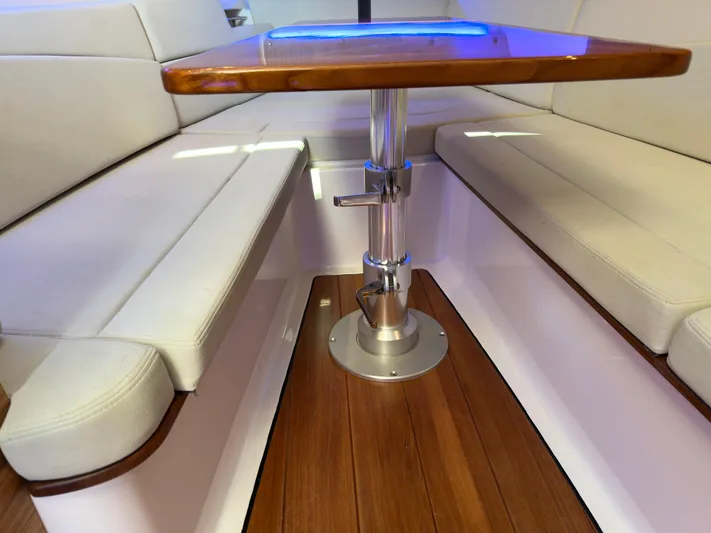 Dream Chaser Yacht Photos Pics 