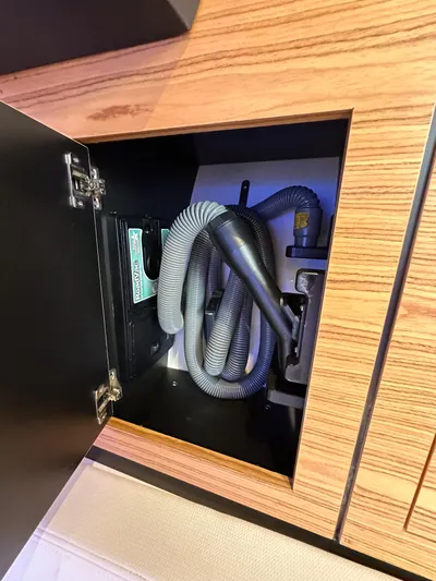 Dream Chaser Yacht Photos Pics 