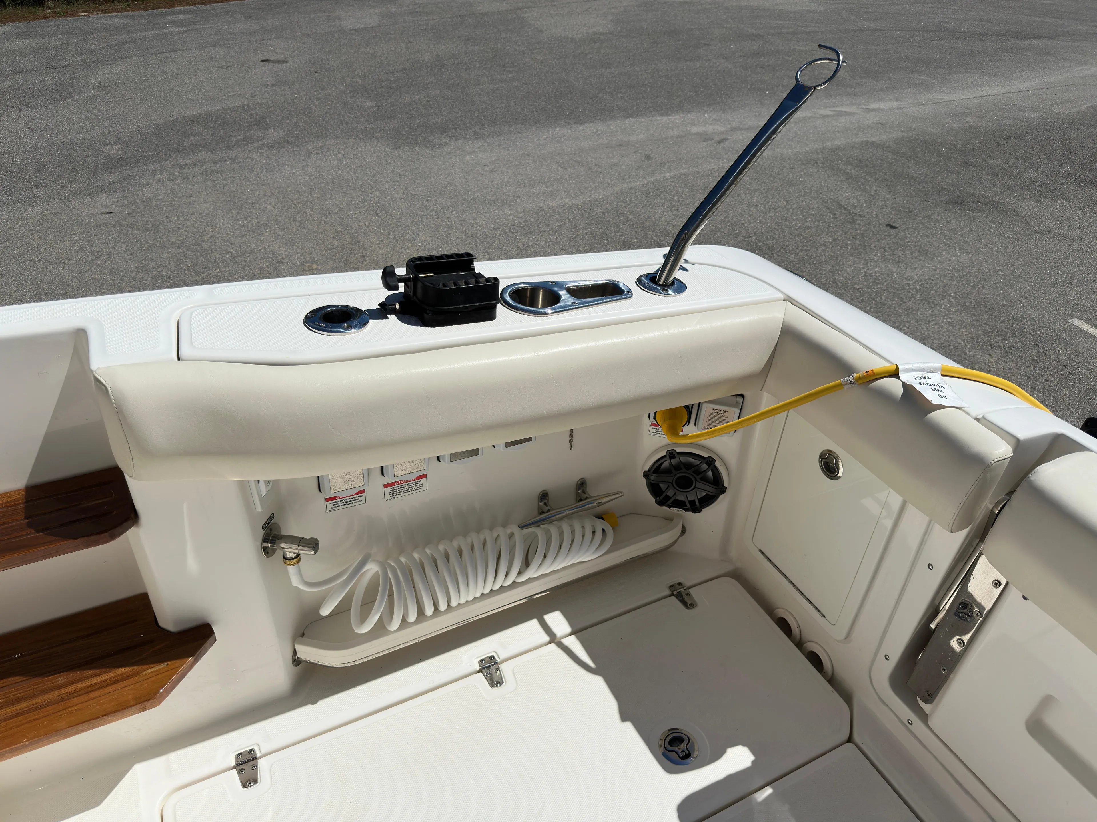 Dream Chaser Yacht Photos Pics 