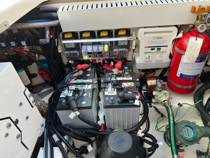 Dream Chaser Yacht Photos Pics 