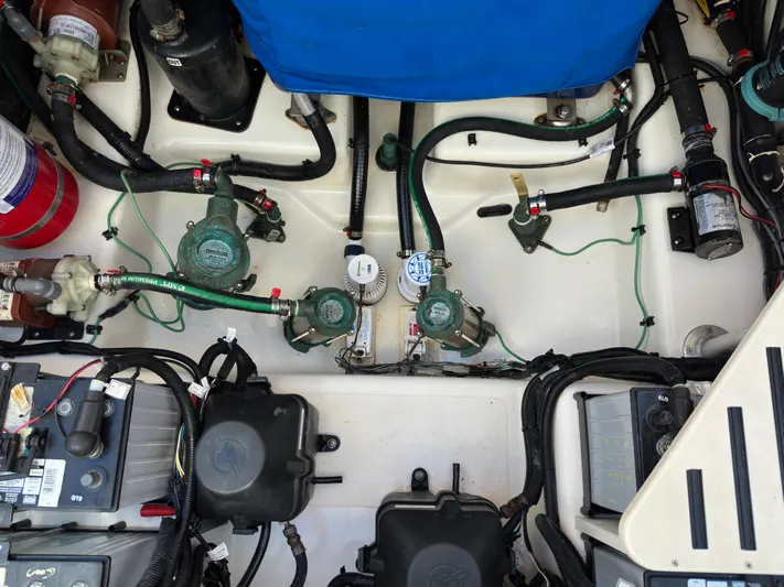 Dream Chaser Yacht Photos Pics 