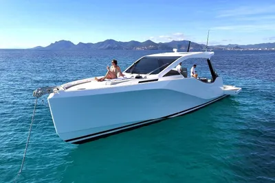2025 Italia Yachts IY 43 veloce