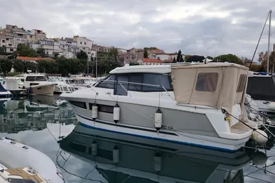 Jeanneau NC 9