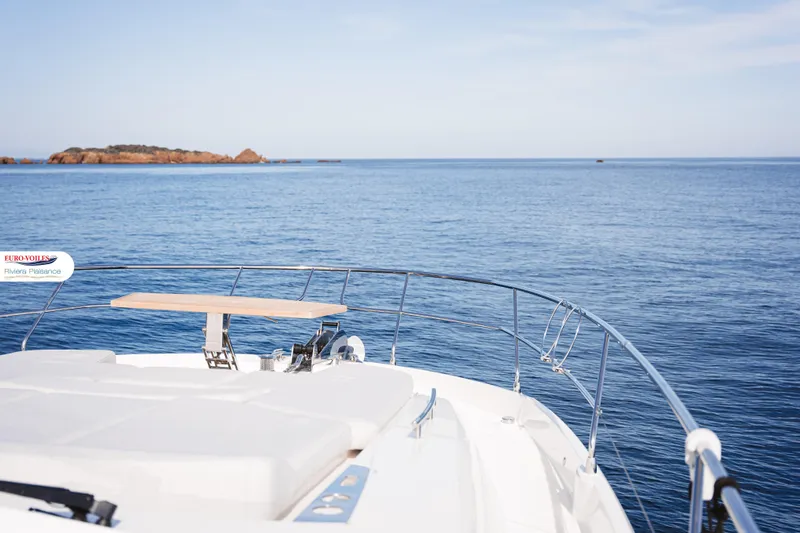 Sea Change Yacht Photos Pics Prestige 590 Fly yacht deck with ocean view, 2021 model.