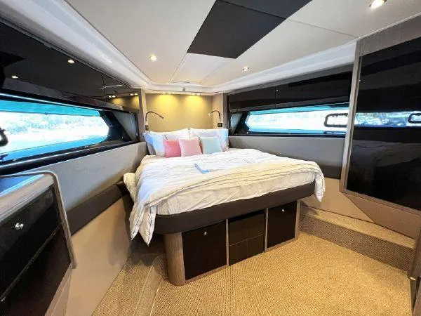 Shiloh Yacht Photos Pics 