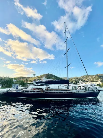 Lauren L Yacht Photos Pics 