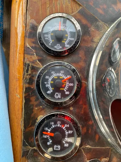 Lauren L Yacht Photos Pics 