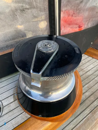 Lauren L Yacht Photos Pics 