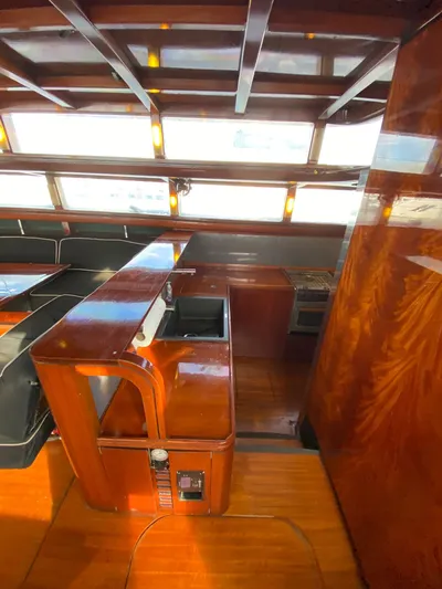 Lauren L Yacht Photos Pics 