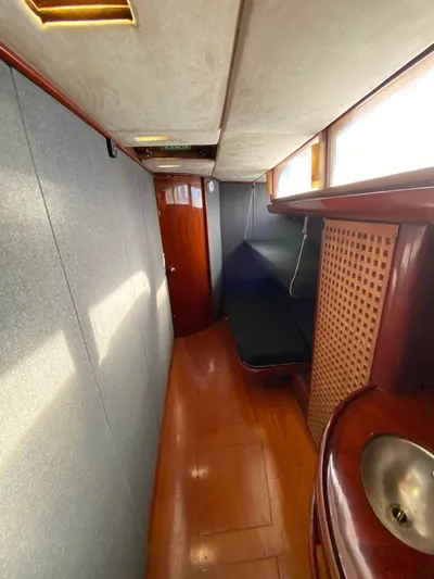 Lauren L Yacht Photos Pics 