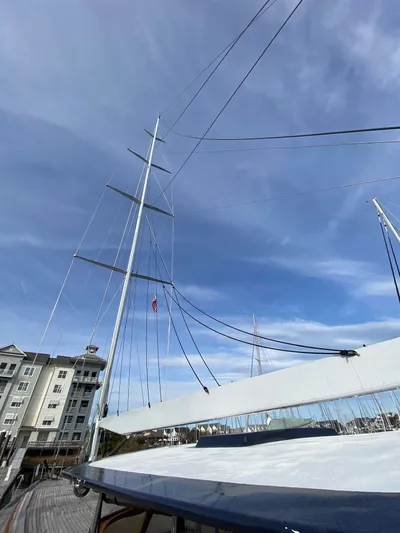 Lauren L Yacht Photos Pics 