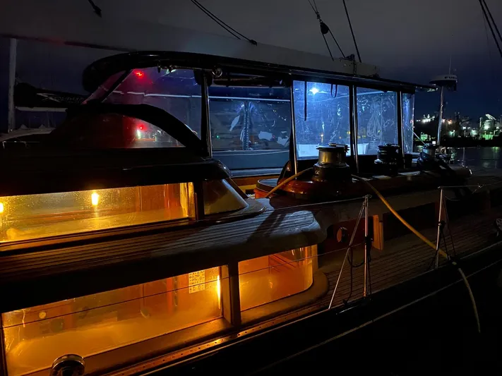 Lauren L Yacht Photos Pics 