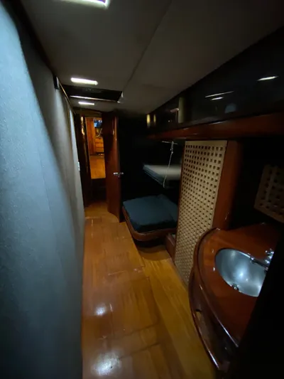 Lauren L Yacht Photos Pics 