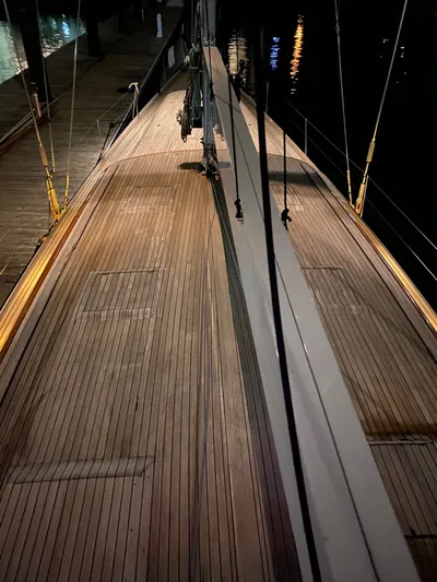 Lauren L Yacht Photos Pics 