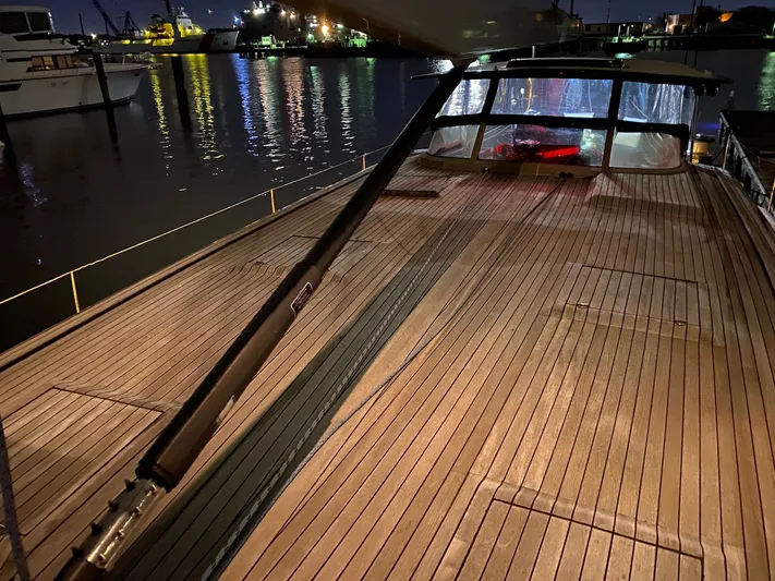 Lauren L Yacht Photos Pics 