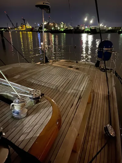 Lauren L Yacht Photos Pics 