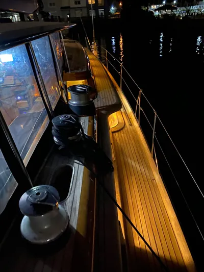 Lauren L Yacht Photos Pics 