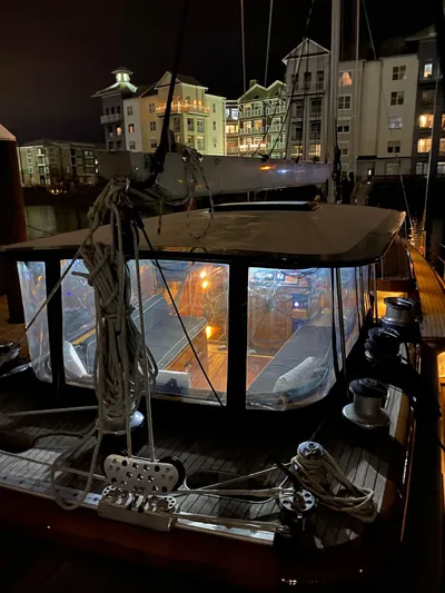 Lauren L Yacht Photos Pics 