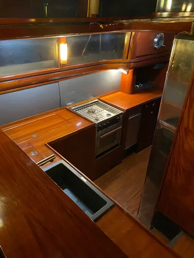 Lauren L Yacht Photos Pics 