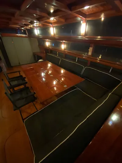 Lauren L Yacht Photos Pics 