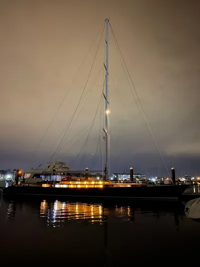 Lauren L Yacht Photos Pics 