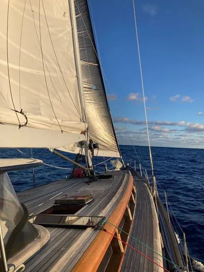 Lauren L Yacht Photos Pics 