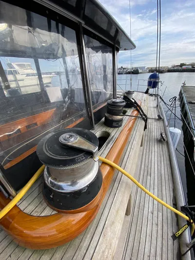 Lauren L Yacht Photos Pics 