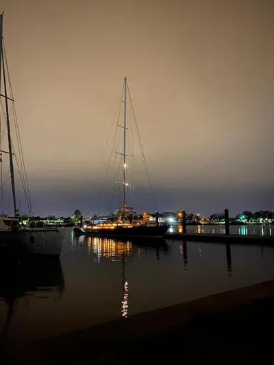 Lauren L Yacht Photos Pics 