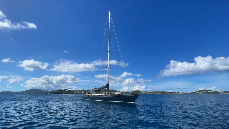 Lauren L Yacht Photos Pics 