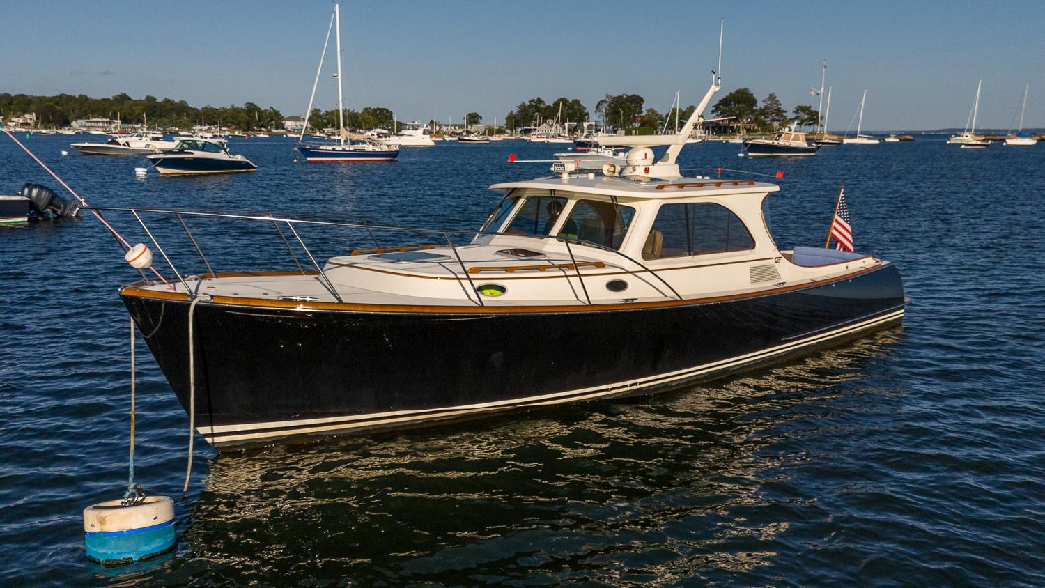 Hinckley Talaria 40