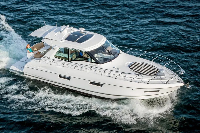  Yacht Photos Pics Manufacturer Provided Image