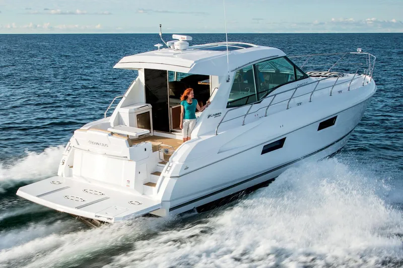  Yacht Photos Pics Manufacturer Provided Image