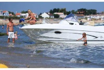 2012 Beneteau Flyer 750 Sun Deck