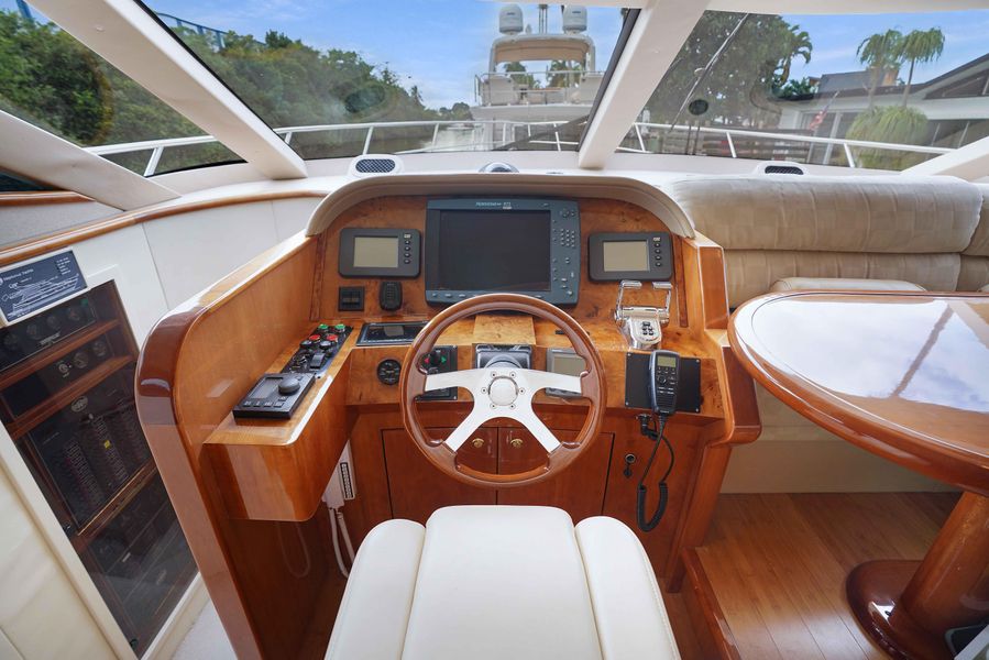 2006 Neptunus 62 Flybridge