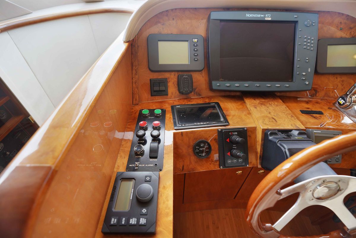 2006 Neptunus 62 