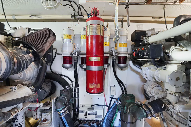 Carrie Ann Yacht Photos Pics 