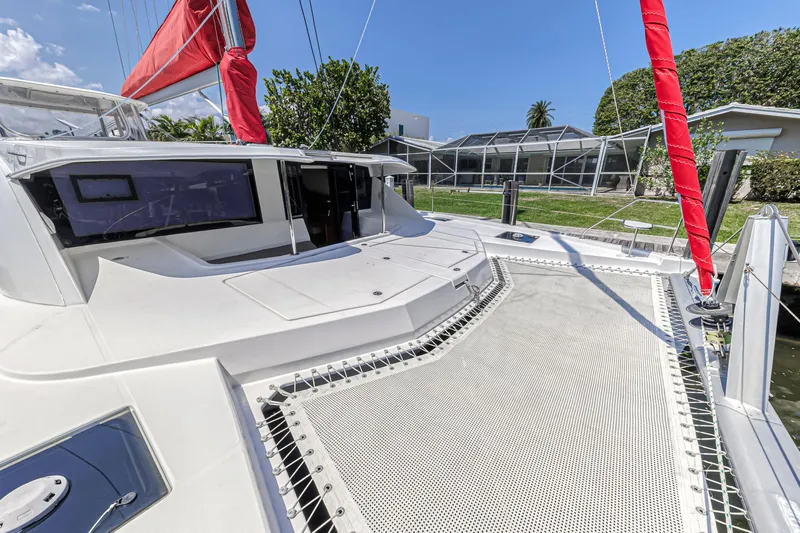 Southern Passage Yacht Photos Pics 